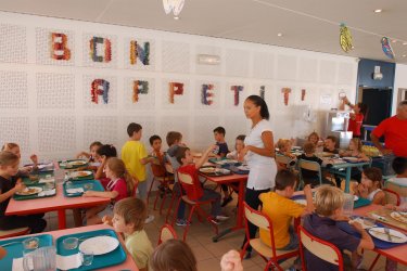 cantine scolaire 